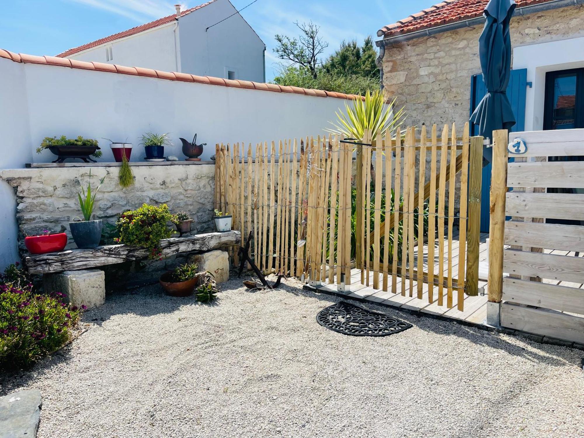 Clos Des Aigrettes -6 Gites De Charme Et Confort A 30M Du Port De La Cotinière Eksteriør bilde
